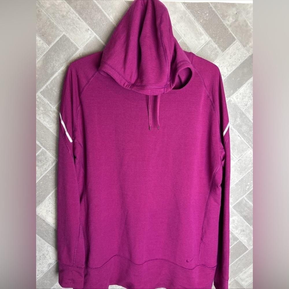 Nike woman’s Dri-Fit hooded sweater XL fuchsia - Picture 4 of 10